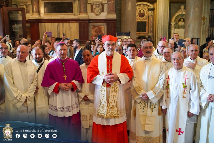 Pierbattista Pizzaballa, Jerusalem's Cardinal: "We, with Christ, are for all"